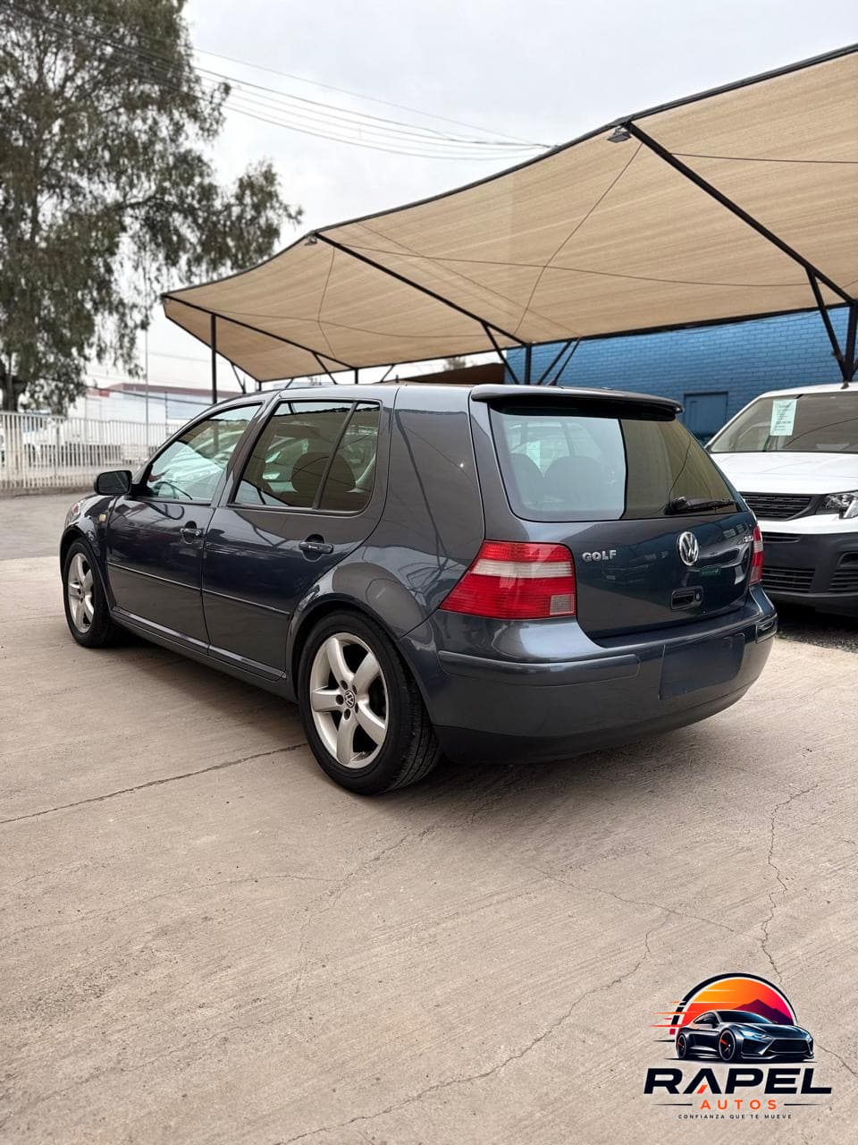 Volkswagen Golf 2.0 — foto 3