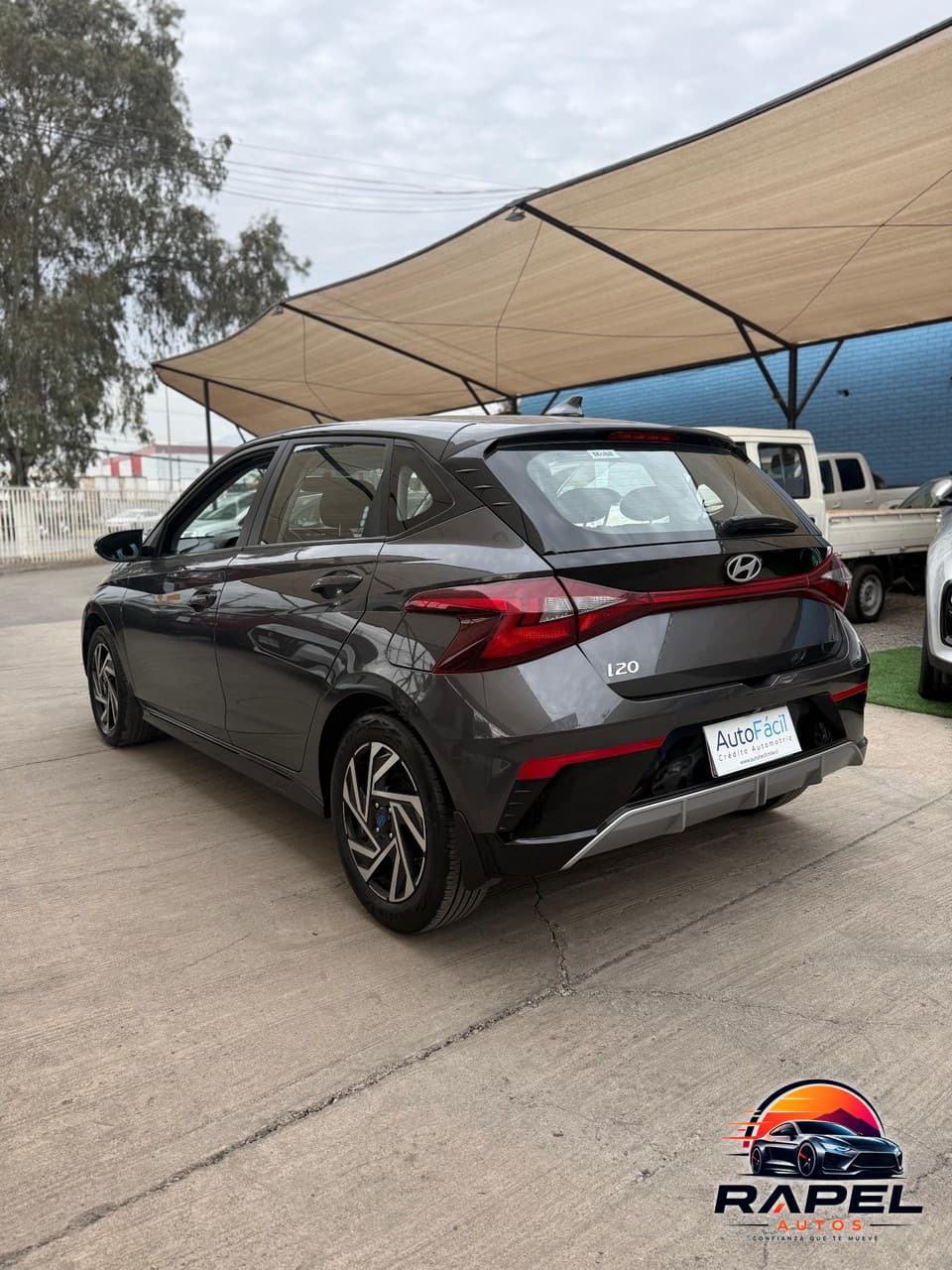 HYUNDAI I20  — foto 3